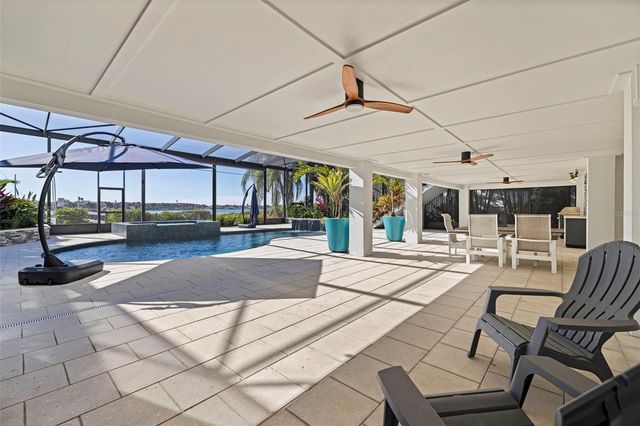 3830 SHORE ACRES BOULEVARD NE, St Petersburg, FL 33703