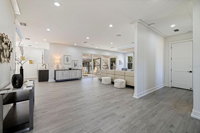 3830 SHORE ACRES BOULEVARD NE, St Petersburg, FL 33703