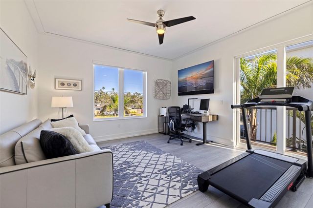 3830 SHORE ACRES BOULEVARD NE, St Petersburg, FL 33703