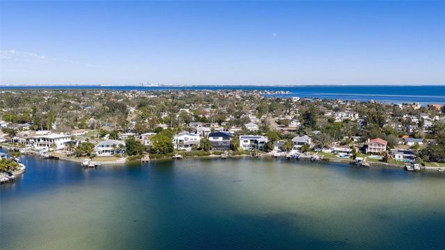 3830 SHORE ACRES BOULEVARD NE, St Petersburg, FL 33703