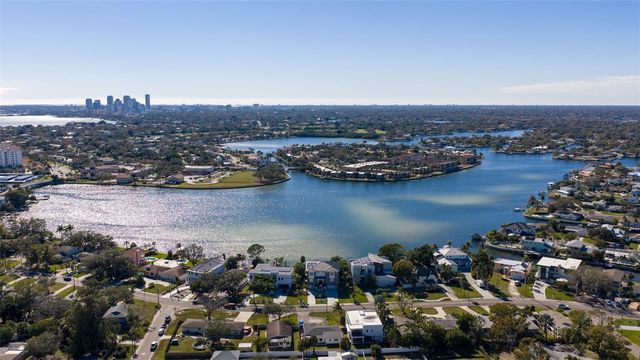 3830 SHORE ACRES BOULEVARD NE, St Petersburg, FL 33703