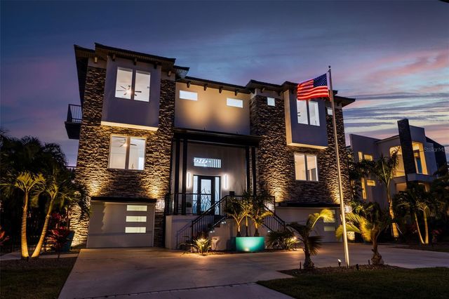 3830 SHORE ACRES BOULEVARD NE, St Petersburg, FL 33703