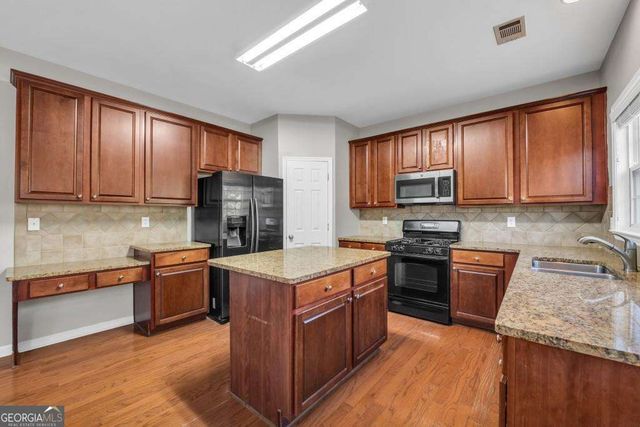 701 Courageous Court, Lawrenceville, GA 30043