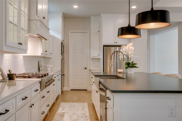 1332 Island Vista Drive, Arlington, TX 76005