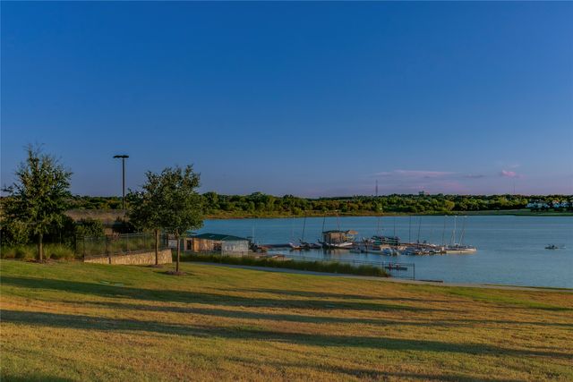 1332 Island Vista Drive, Arlington, TX 76005