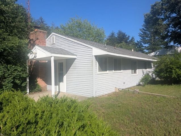 2325 Judson Road, Spring Lake, MI 49456
