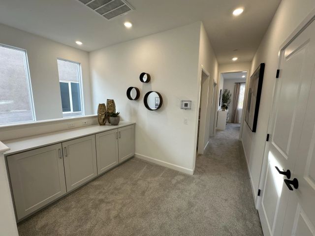 2186 Tributary Rd, Chula Vista, CA 91913