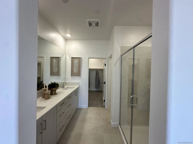 2186 Tributary Rd, Chula Vista, CA 91913