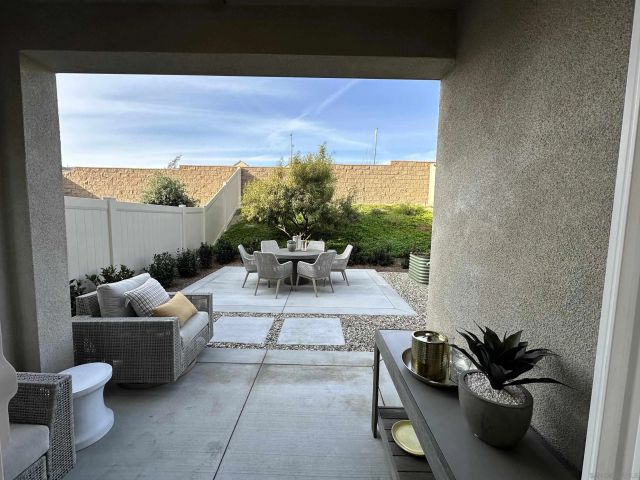 2186 Tributary Rd, Chula Vista, CA 91913
