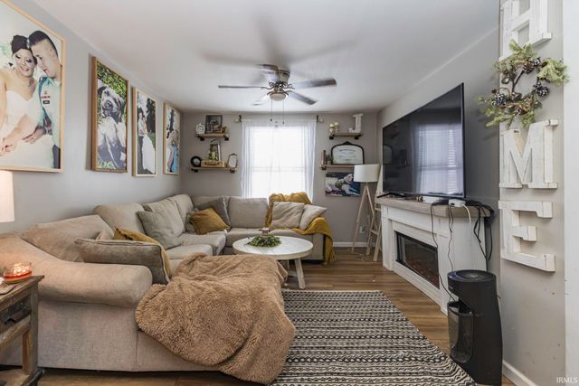 216 E Cedar Street, Albany, IN 47320