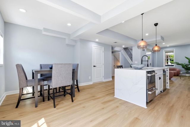 706 LONGFELLOW ST NW, Washington, DC 20011