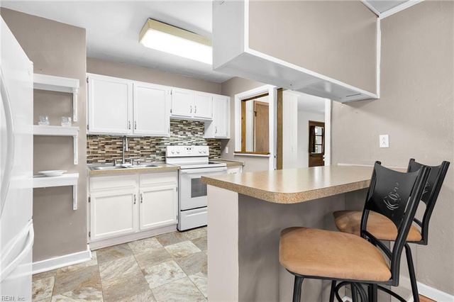 8145 Colin DR, Norfolk, VA 23518
