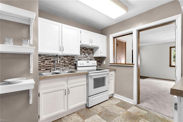8145 Colin DR, Norfolk, VA 23518