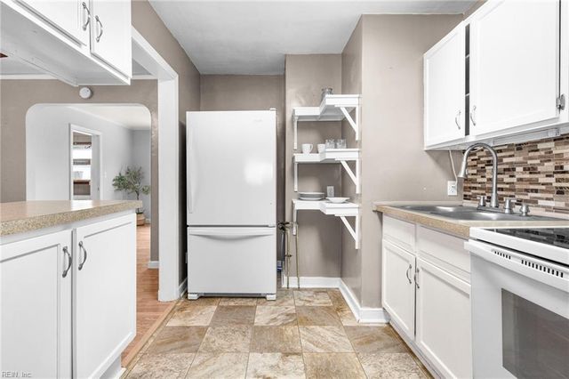 8145 Colin DR, Norfolk, VA 23518