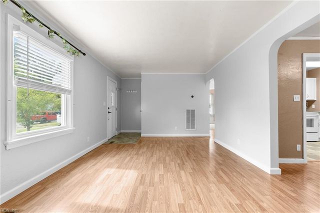 8145 Colin DR, Norfolk, VA 23518