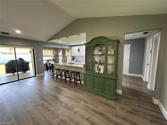 1714 SE 2nd ST, Cape Coral, FL 33990