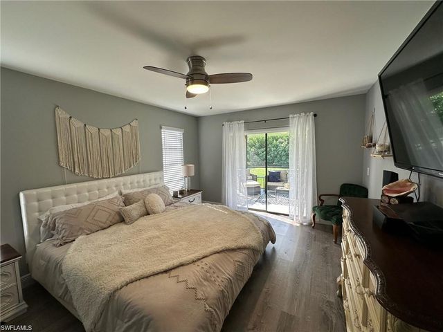 1714 SE 2nd ST, Cape Coral, FL 33990
