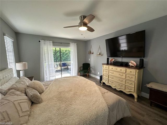 1714 SE 2nd ST, Cape Coral, FL 33990