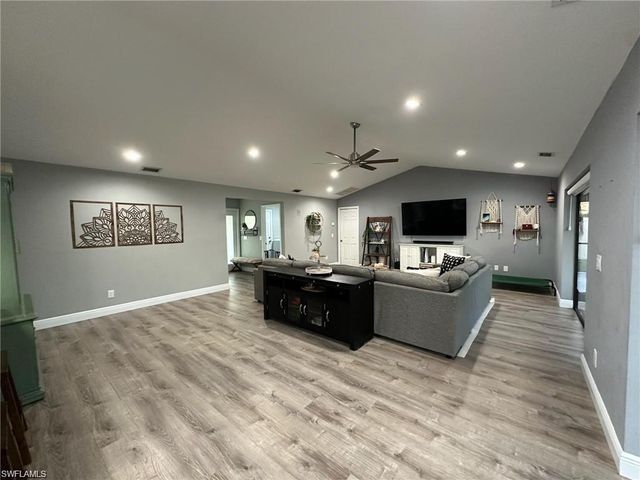 1714 SE 2nd ST, Cape Coral, FL 33990