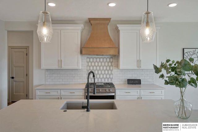 3656 S 217 Street, Elkhorn, NE 68022