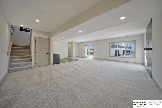 3656 S 217 Street, Elkhorn, NE 68022