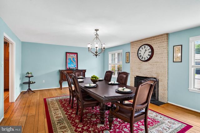 954 SAINT MATTHEWS RD, Chester Springs, PA 19425