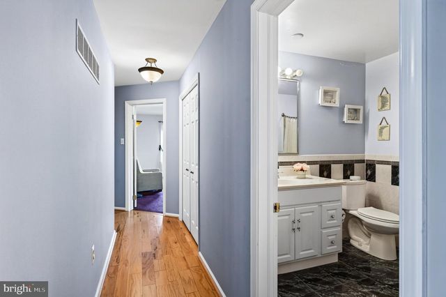 954 SAINT MATTHEWS RD, Chester Springs, PA 19425