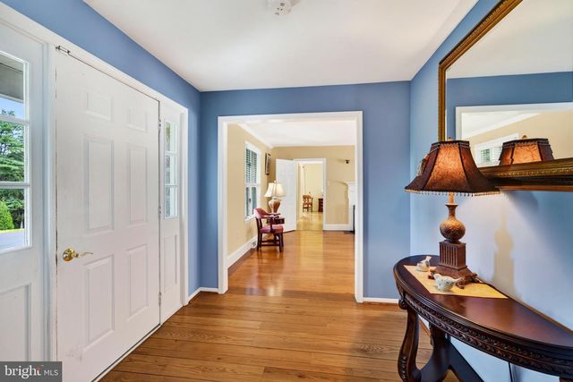954 SAINT MATTHEWS RD, Chester Springs, PA 19425