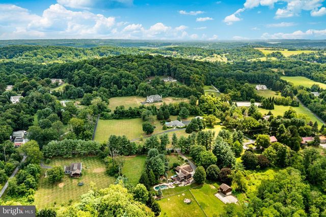 954 SAINT MATTHEWS RD, Chester Springs, PA 19425