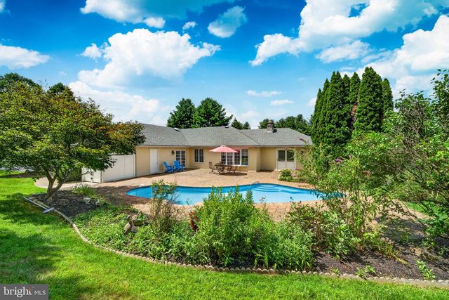 954 SAINT MATTHEWS RD, Chester Springs, PA 19425