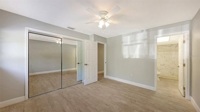 157 VISTA HERMOSA CIRCLE, Sarasota, FL 34242