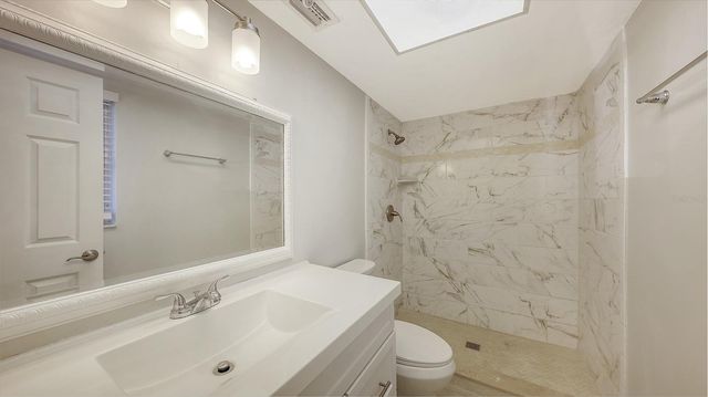 157 VISTA HERMOSA CIRCLE, Sarasota, FL 34242