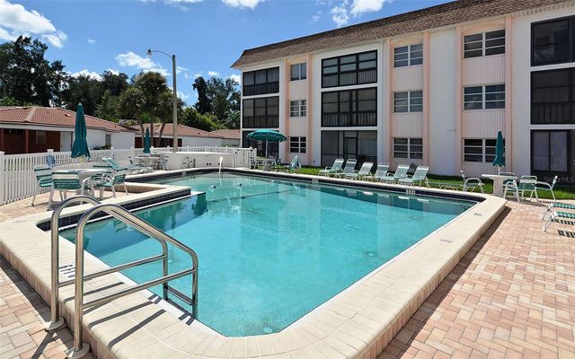 157 VISTA HERMOSA CIRCLE, Sarasota, FL 34242