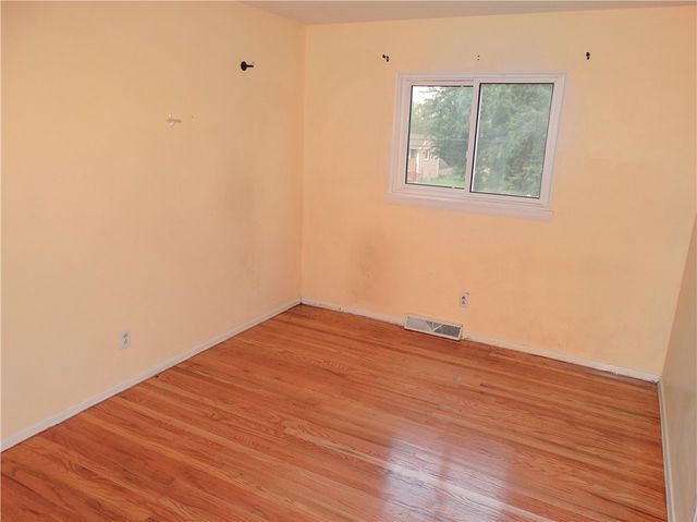 1315 Lehigh Station Road, Henrietta, NY 14467