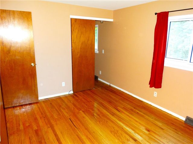 1315 Lehigh Station Road, Henrietta, NY 14467