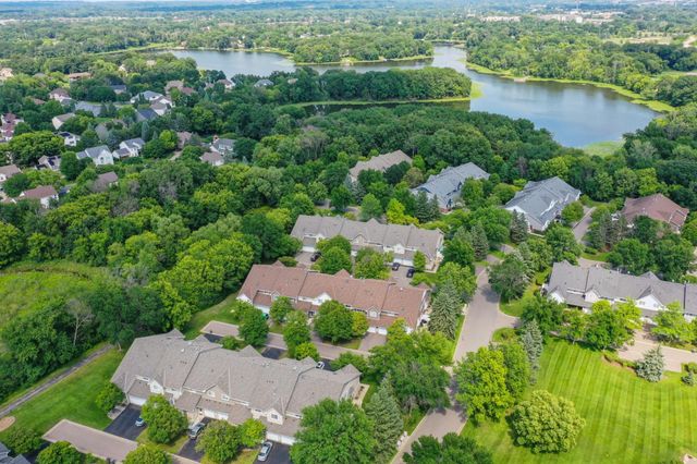 17850 Cobblestone Way, Eden Prairie, MN 55347