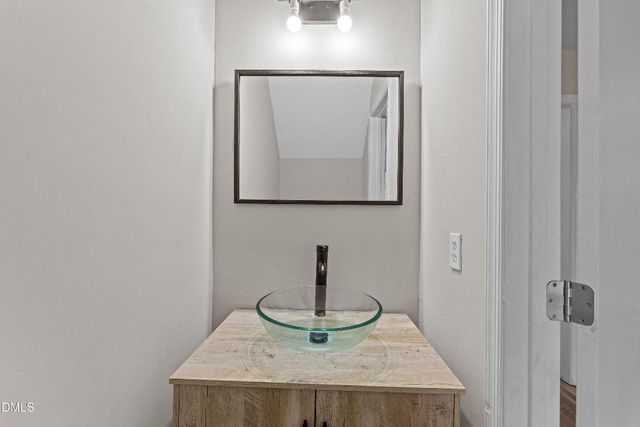 887 Dalewood Drive, Raleigh, NC 27610