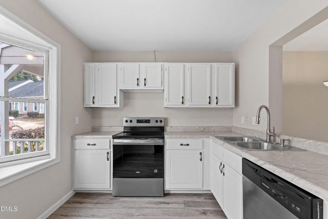 887 Dalewood Drive, Raleigh, NC 27610