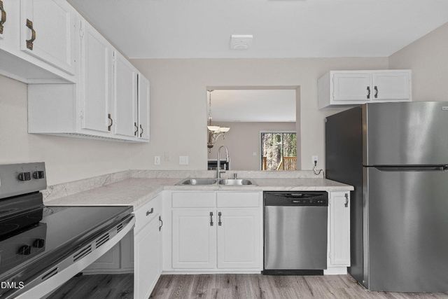 887 Dalewood Drive, Raleigh, NC 27610