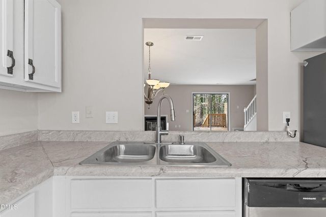 887 Dalewood Drive, Raleigh, NC 27610