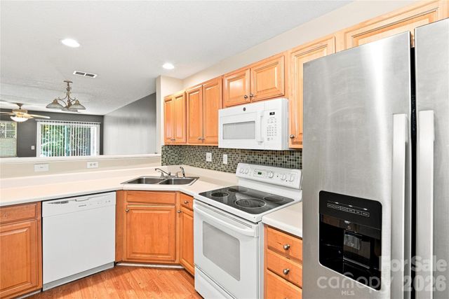 10728 Holly Ridge Boulevard, Charlotte, NC 28216