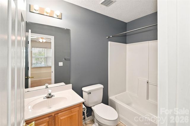 10728 Holly Ridge Boulevard, Charlotte, NC 28216