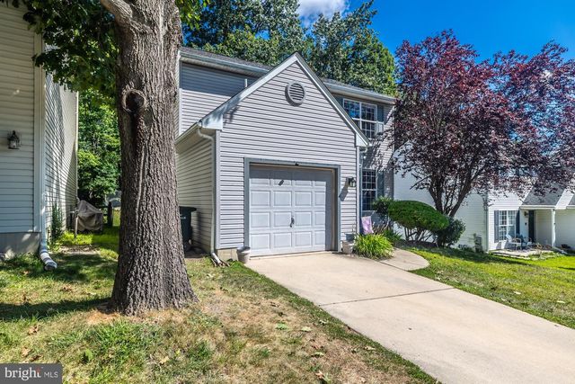 112 COUNTRY RUN DR, Coatesville, PA 19320