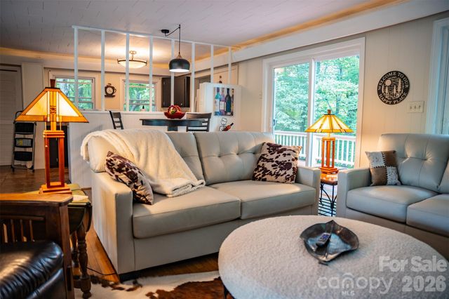 1967 Mckinney Mine Road, Spruce Pine, NC 28777
