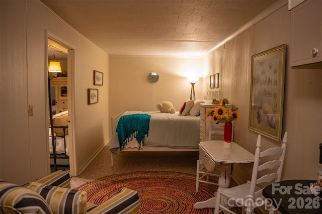 1967 Mckinney Mine Road, Spruce Pine, NC 28777