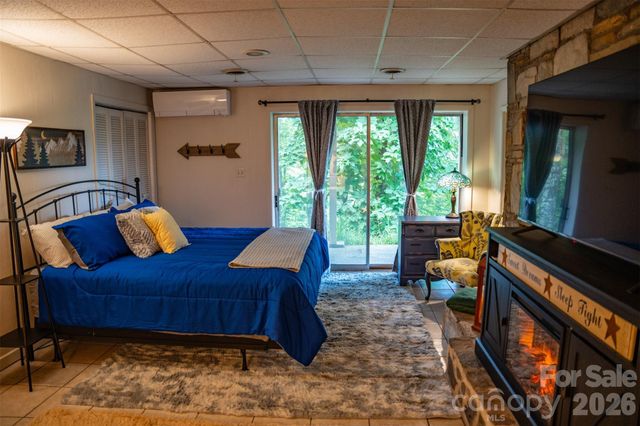 1967 Mckinney Mine Road, Spruce Pine, NC 28777
