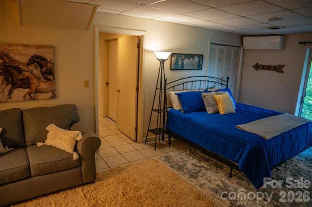 1967 Mckinney Mine Road, Spruce Pine, NC 28777