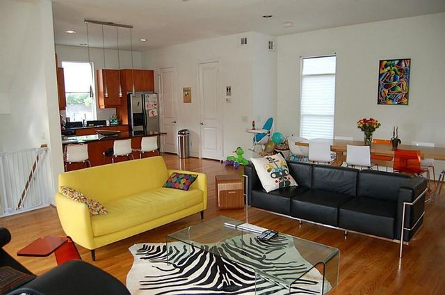 2220 Portsmouth Street A, Houston, TX 77098