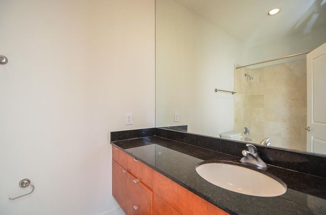 2220 Portsmouth Street A, Houston, TX 77098