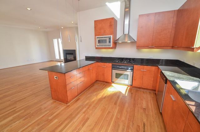 2220 Portsmouth Street A, Houston, TX 77098